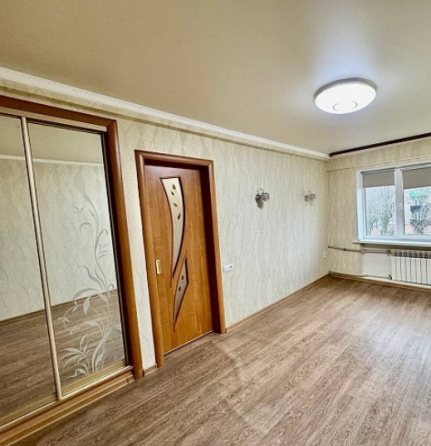 Продам 2-к квартиру на Гвардейке Макеевка