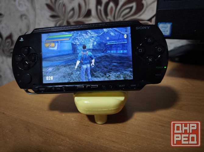Оригинальная Sony psp 1008 с WiFi Донецк - изображение 1