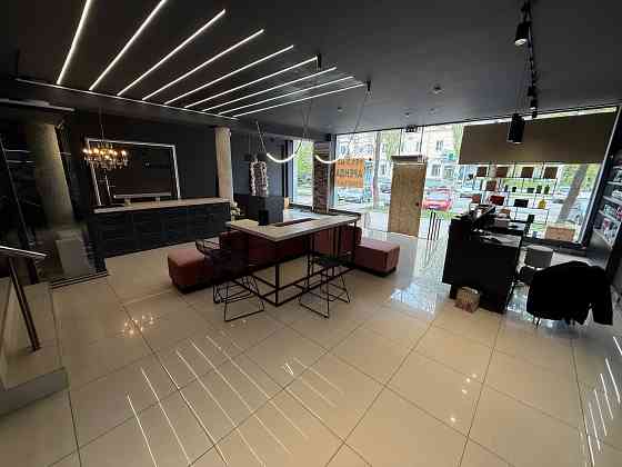 Аренда Коммерческого помещения Бульвар Пушкина - 145 кв.,метров ! Бесперебойная подача воды ! Донецк