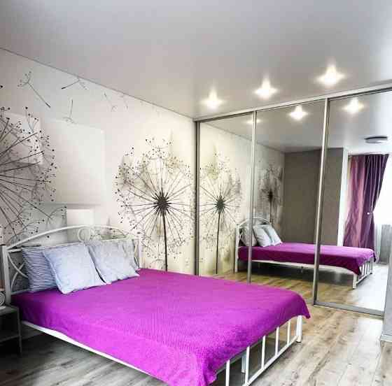 Киевский район Донецк Сити. Шахтерская площадь 4 этаж вода идет всегда Донецк