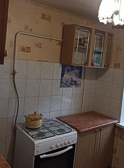 Сдам 2-к квартиру на Гвардейке Макеевка
