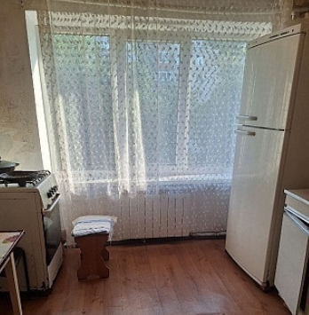 Продам 2-к квартиру на Бажанова Макеевка