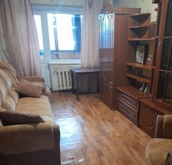 Продам 3-к квартиру на Черемушках Макеевка