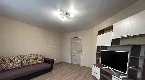 Сдам однокомнатную квартиру в Пролетарском районе, ул. Зверькова. Квартира общей площадью 42м² Донецк