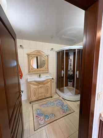 Продам 4 комнатную квартиру в Мариуполе Мариуполь