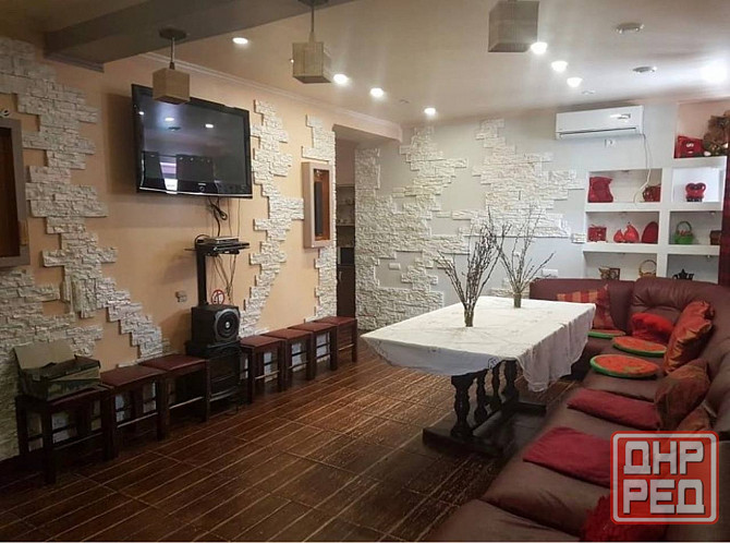 Сдача дома посуточной аренды с сауной, бассейном в Приморском районе. Вода 24/7 Мариуполь - изображение 1