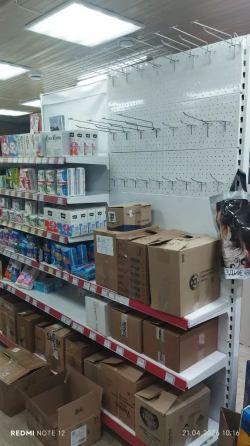 Продам торговые металлические стеллажи Донецк