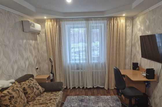 Продам 2-к квартиру на Восточном Макеевка