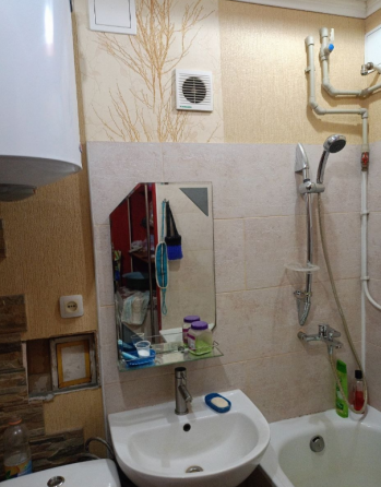 Продам 1-к квартиру на Генерала Данилова Макеевка