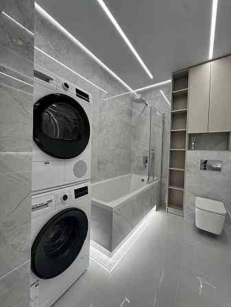 Сдам 3 к.кВ, Ворошиловский район, ул.Розы-Люксембург 80 "Замковый" Донецк