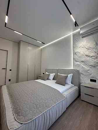 Сдам 3 к.кВ, Ворошиловский район, ул.Розы-Люксембург 80 "Замковый" Донецк