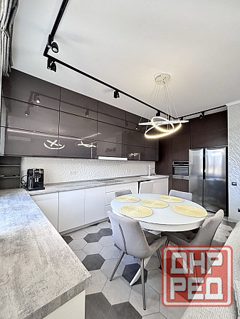 Сдам 3 к.кВ, Калининский район, ул.Нижнеуденская 3, Рынок Контур Донецк - изображение 1