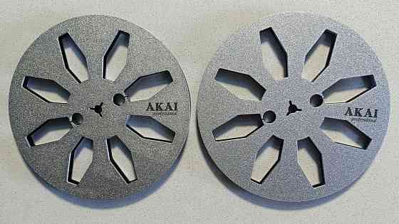 18-е катушки Akai (гробики). Донецк