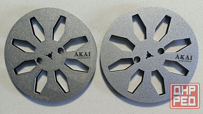 18-е катушки Akai (гробики). Донецк - изображение 1