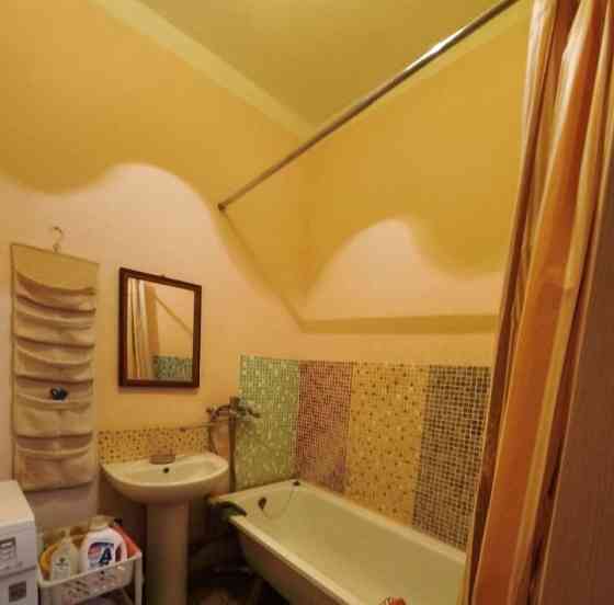 Сдаю двухкомнатную квартиру 64.0 м² этаж 4/9 город Донецк. Кировский район. Микрорайон Мирный ул.Куп Донецк