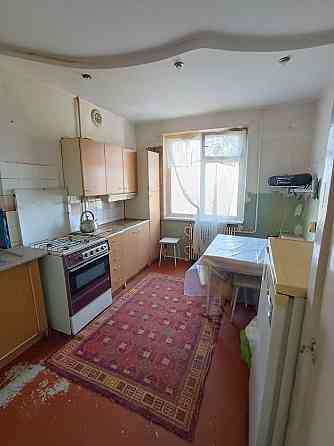 продам большую 4-комнатную квартиру на Текстильщике, центр Донецк