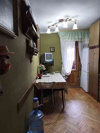 Продам трёхкомнатную квартиру в Ленинском районе. Донецк