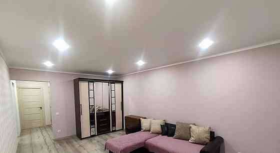 Сдается двухкомнатная квартира в самом сердце города, Ворошиловский район, ориентир Атлетик Донецк