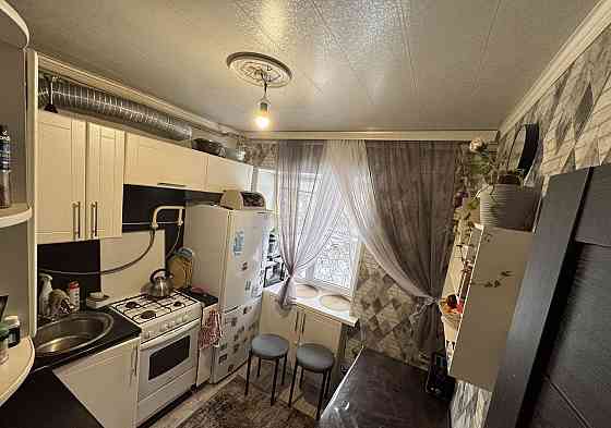 Сдаю двухкомнатную квартиру в Калининском районе Донецка. Донецк