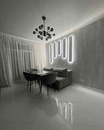 Аренда шикарной двухкомнатной квартиры в центре Донецка,Ворошиловский Донецк