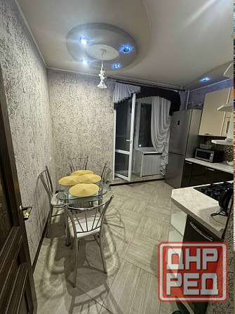 Сдаётся однокомнатная квартира в Ворошиловском районе. 37 кв. м. с Донецк - изображение 1