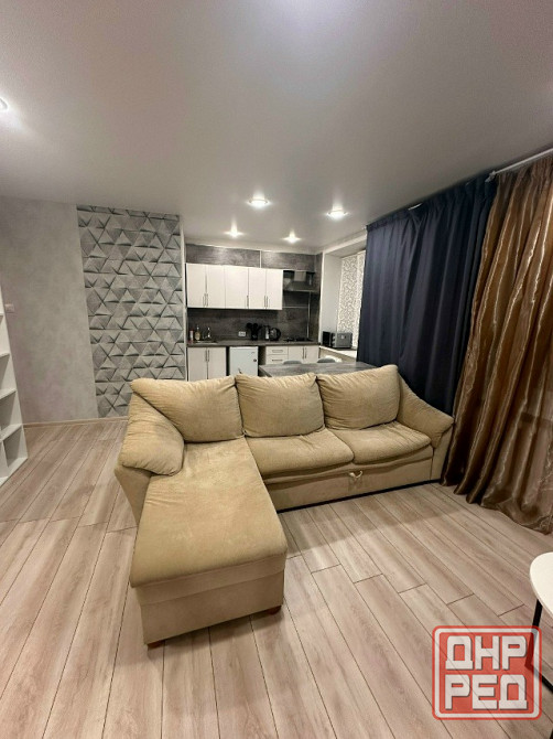 Сдам евродвушку Ориентир: Ворошиловский район, Набережная Донецк - изображение 1
