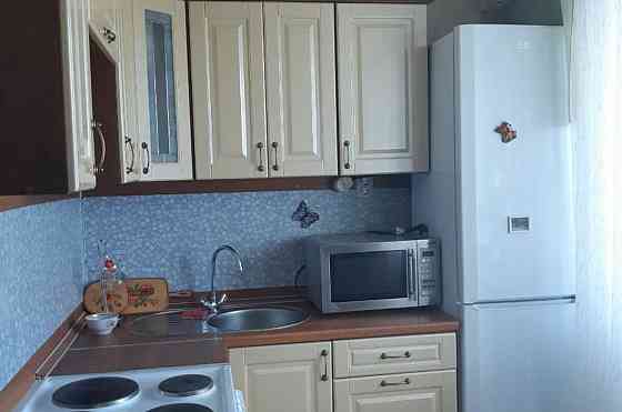 Сдам 4-комнатную квартиру Донецк