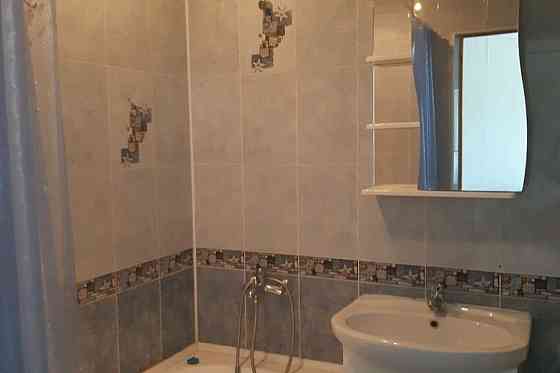 Сдам 4-комнатную квартиру Донецк