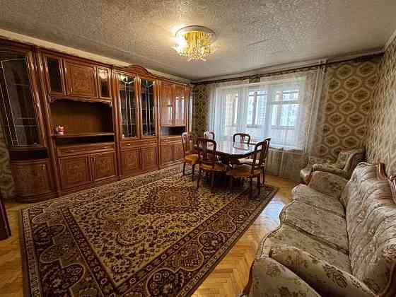 сдам 3х ком кв. в ворош. р-не, артема, дет. мир. отличная, с накопителем Донецк