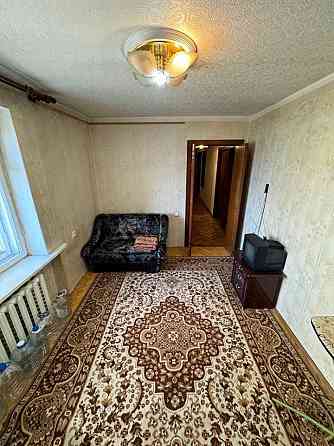 сдам 3х ком кв. в ворош. р-не, артема, дет. мир. отличная, с накопителем Донецк