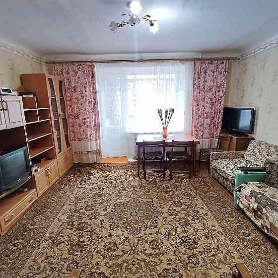 3х комнатная квартира в г. Зугрэс 2й этаж Зугрэс