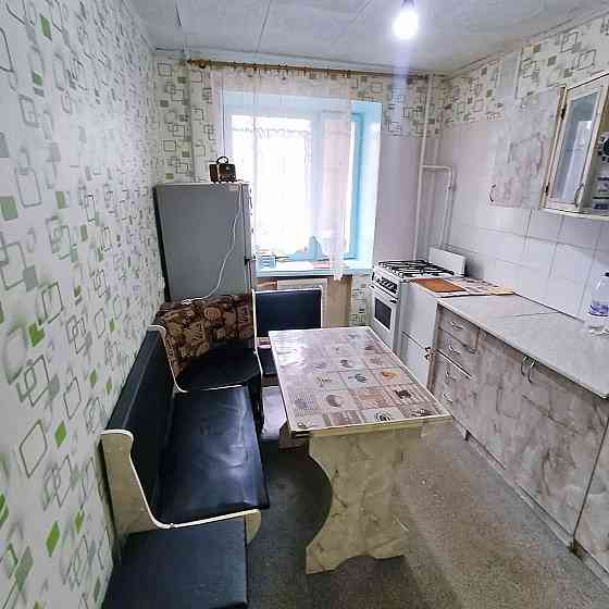 3х комнатная квартира в г. Зугрэс 2й этаж Зугрэс