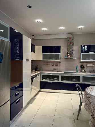 пл. Ленина, 4х-комнатная, вода круглосуточно, ремонт, мебель, техника Донецк