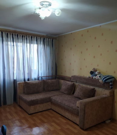 Продам 2-к квартиру на Батова Макеевка