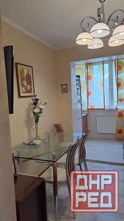 Продам 3х комнатную квартиру и капитальный гараж Донецк - изображение 1