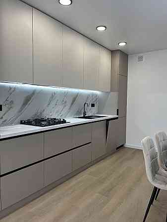 Сдаю 2 к.кВ, Ворошиловский район, проспект Дзержинского 4, Гастроном Москва Донецк