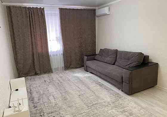 Сдается 1-комнатная квартира в Ворошиловском районе по Бульвару Шевченко ориентир Крытый рынок Донецк