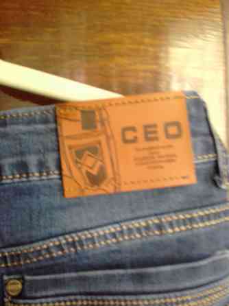 Бриджи женские летние. Юбка джинсовая. Кофты, блузы Донецк