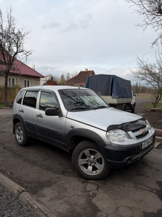 Продам Нива Шевролет 2008 года Не бита, состояние хорошее Бензин/газ Снежное