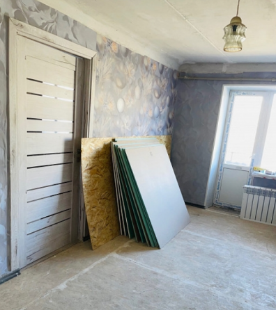 Продам 2-к квартиру на Бажанова Макеевка