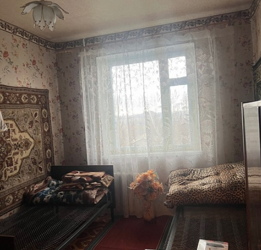 Продам 2-к квартиру на Зеленом Макеевка