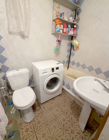 Продам Дом в Центре Макеевки Макеевка