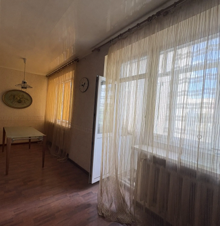Продам 3 комн. кв."Академ.дом" 97 кв.м по б. Пушкина Донецк