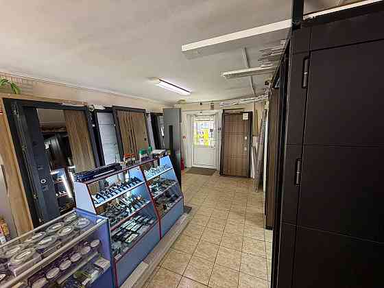 Продается магазин г.Кировское 79м2 Кировское