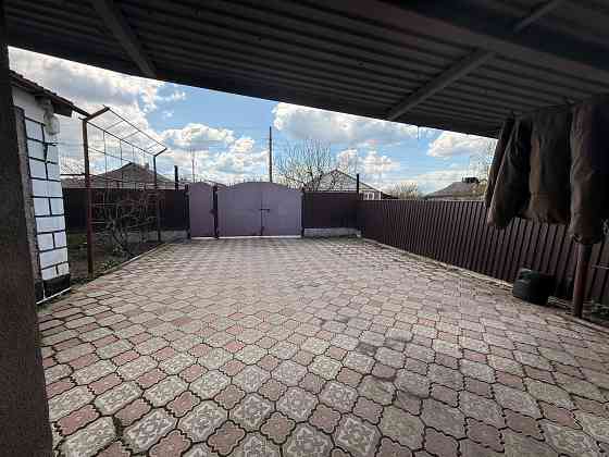 Продам дом 77кв.м с огородом и гаражом. Донецк