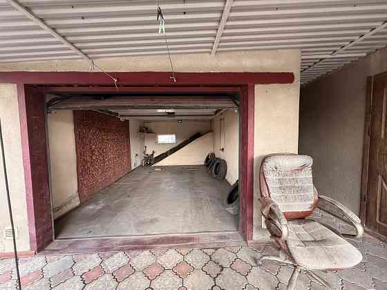 Продам дом 77кв.м с огородом и гаражом. Донецк