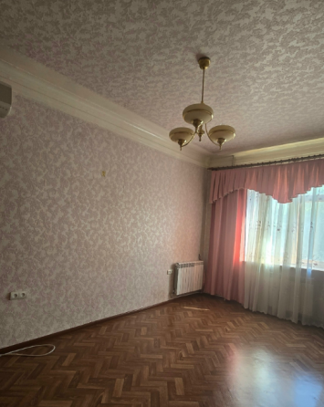 Продам 3-к квартиру на Восточном Макеевка
