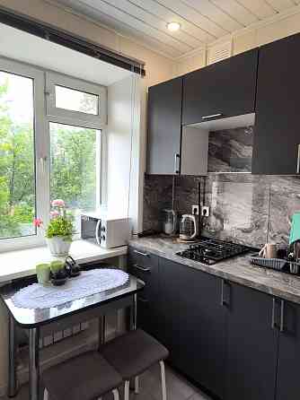 Сдам 2х комнатную квартиру посуточно с хорошим ремонтом возле пл. Ленина. Петровский р-н Донецк