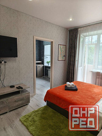 Сдам 2х комнатную квартиру посуточно с хорошим ремонтом возле пл. Ленина. Петровский р-н Донецк - изображение 2