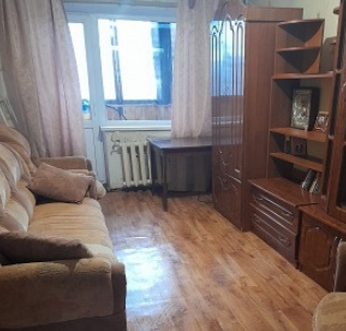 Продам 3-к квартиру на Черемушках Макеевка